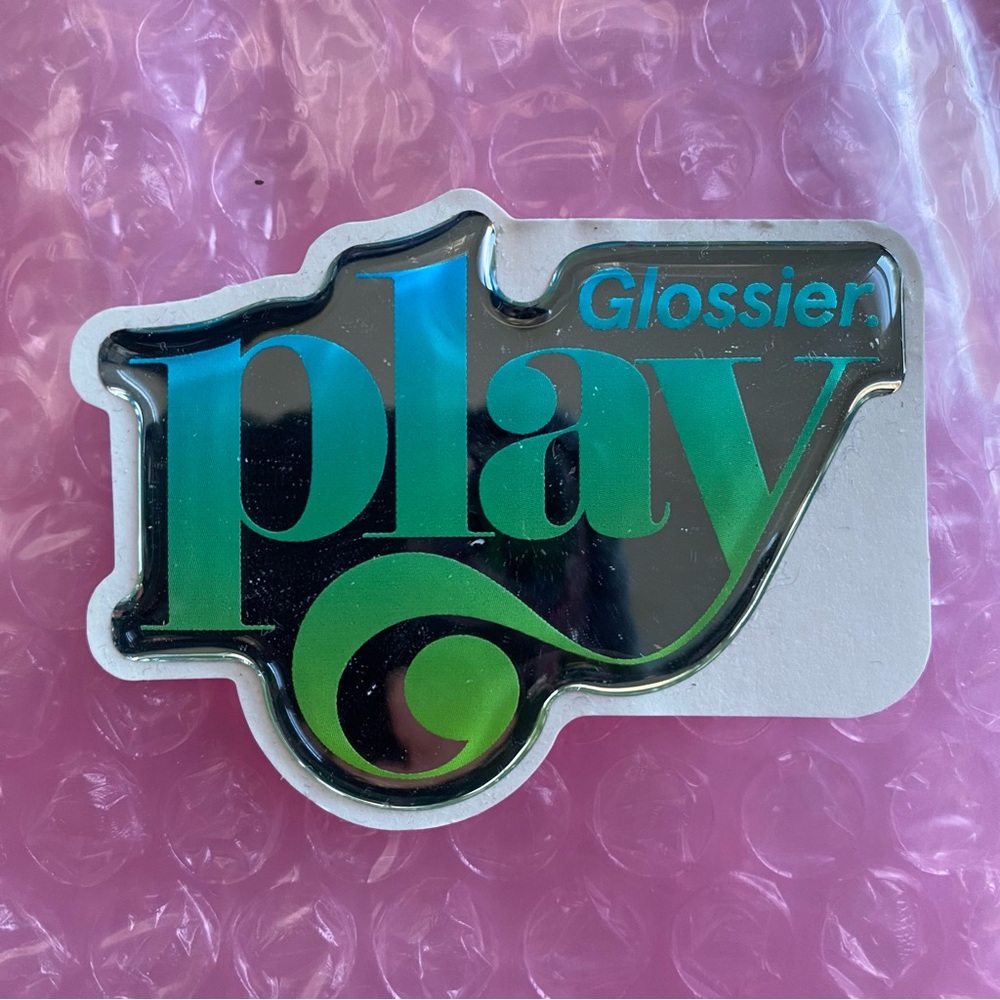 [NWT] Glossier Play Sticker
